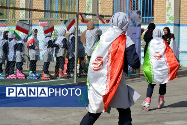 برگزاری المپیاد ورزشی درون مدرسه‌ای در بهارستان‌دو