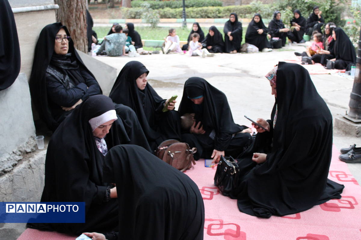 مراسم جاماندگان اربعین در کنار مزار شهدای سملقان
