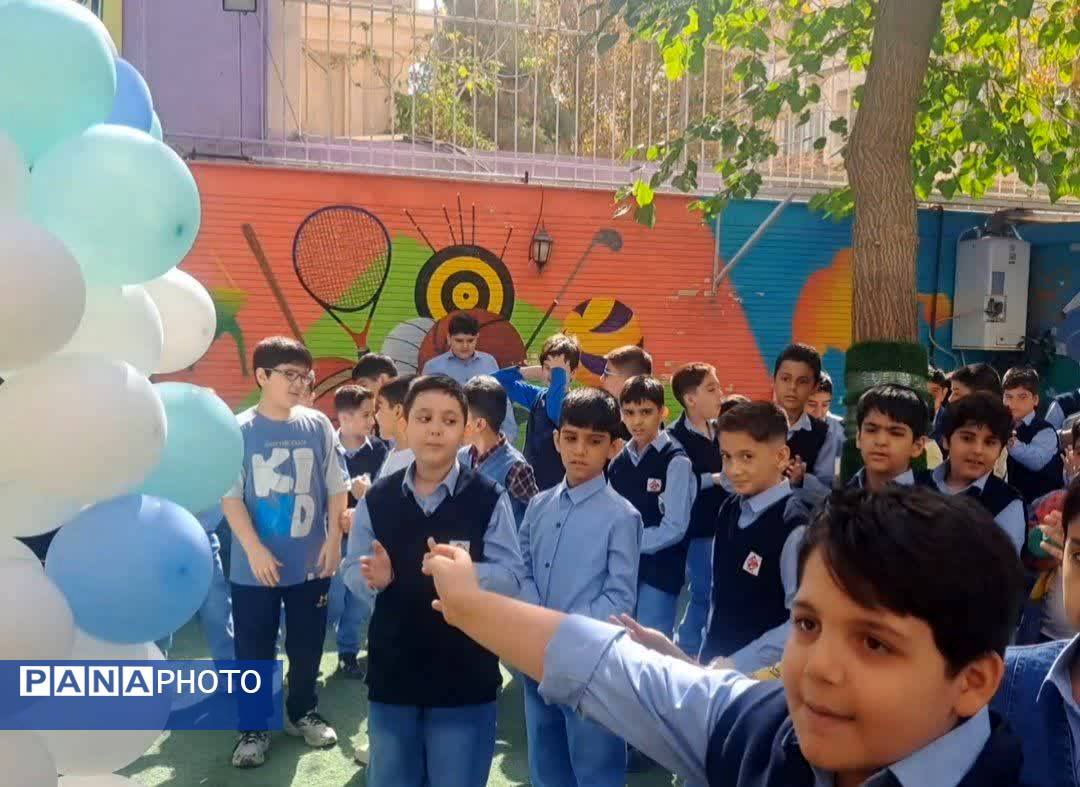 جشن آغاز سال تحصیلی در دبستان مبتکران ناحیه ۷ مشهد