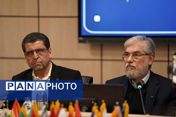 هم‌اندیشی بسیج اساتید با وزیر علوم، تحقیقات و فناوری مشهد