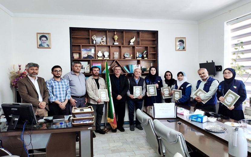 تجلیل از اصحاب رسانه و دانش آموز خبرنگاران فعال پانا در شهرستان خلخال