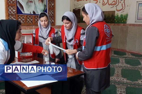 جلسه توانمندسازی و آزمون علمی مهارتی سفیران سلامت در بهارستان‌۲