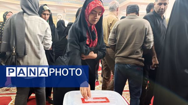  اولین جلسه انجمن اولیاء و مربیان دبیرستان پسرانه متوسطه اول عبدالحسین قفلی