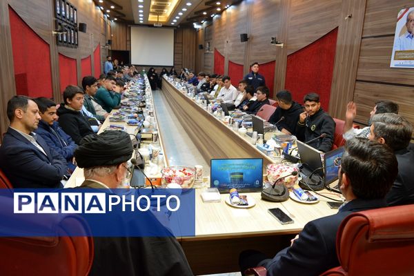 بدرقه دانش‌آموزان عمره‌گزار شهرستان‌های استان تهران