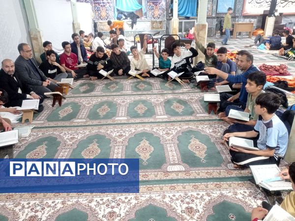 عتکاف نوجوانان، فرصتی برای پرواز در آسمان بندگی