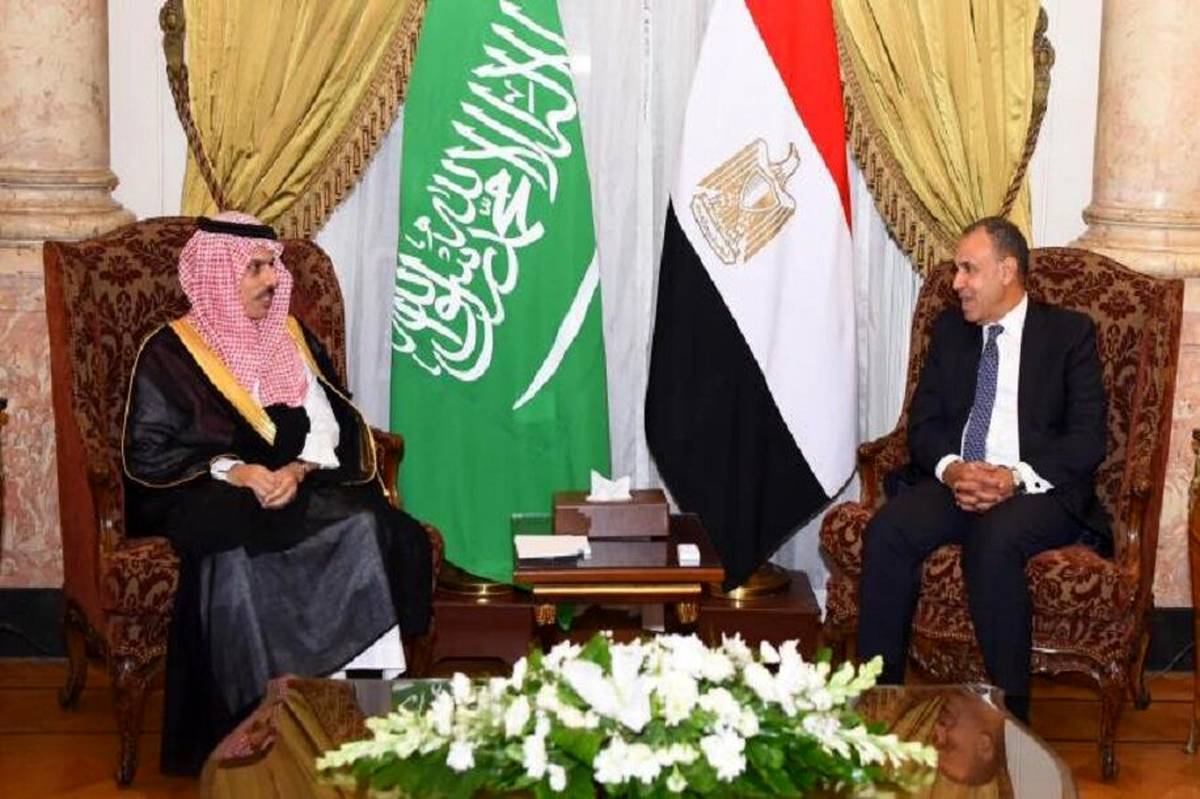 گفت وگوی وزرای خارجه مصر و عربستان درباره غزه و سودان/برگزاری کنفرانس بین‌المللی قاهره