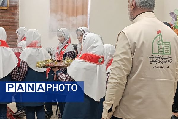 عطر حسینی در مدرسه شهدای ۱۵خرداد قرچک 