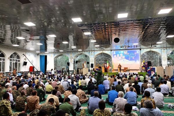 گرامیداشت اولین سالگرد شهادت سیدحسن نصرالله در امام زاده سید حمزه (ع) کاشمر 