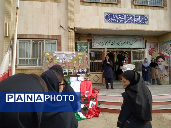 جشن آغاز سال تحصیلی جدید در دبیرستان نمونه ایمان 
