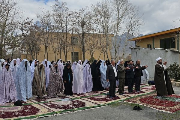 هفتمین رویداد «رویش سبز» ویژه دانش‌آموزان دختر مدارس کم‌برخوردار متوسطه اول شهرستان فریدن برگزار شد