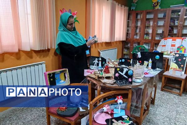 هفته پژوهش فرصتی برای شکوفایی استعدادهای علمی دانش‌آموزان مدرسه شهید باهنر