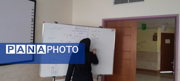 برگزاری جشنواره تدریس همیار معلم در دبیرستان فرزانگان استعداد درخشان ملارد