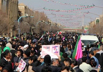 جشن سالروز پیروزی انقلاب در دارالعباده یزد