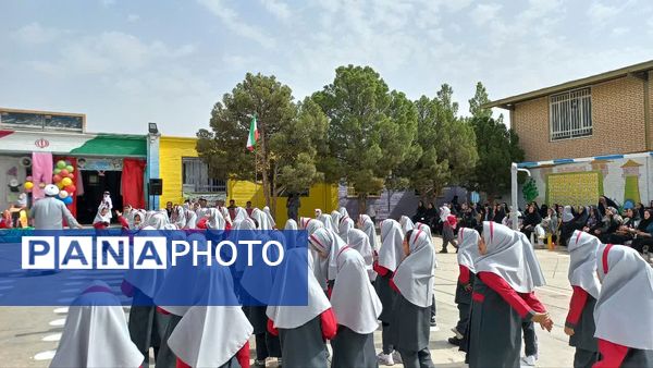 آغاز شیرین کلاس اولی‌ها ،در دبستان حضرت معصومه(س)  خواف