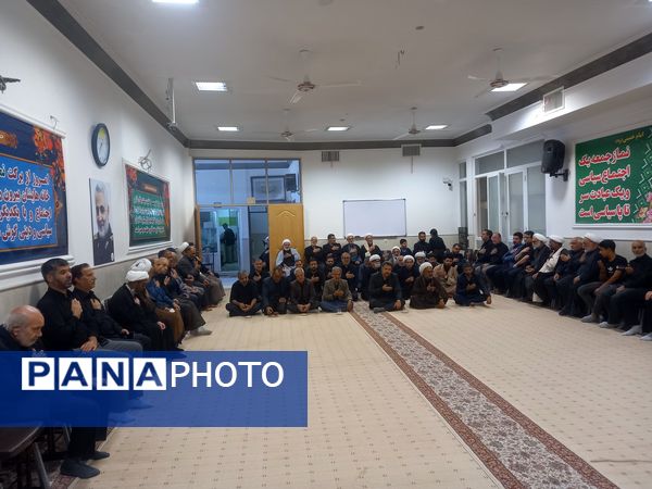 مراسم عزاداری شهادت امام رضا(ع) در دفتر امام جمعه کاشمر 