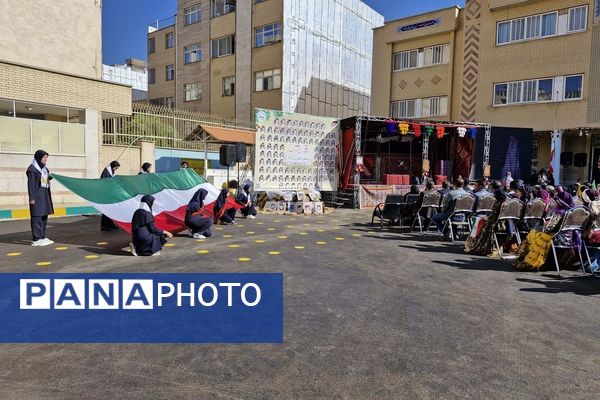  نواخته شدن زنگ مهر و برگزاری جشن بازگشایی مدارس عشایری استان فارس