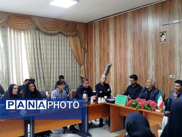 جلسه تعیین قیمت فرم مدارس فاروج 