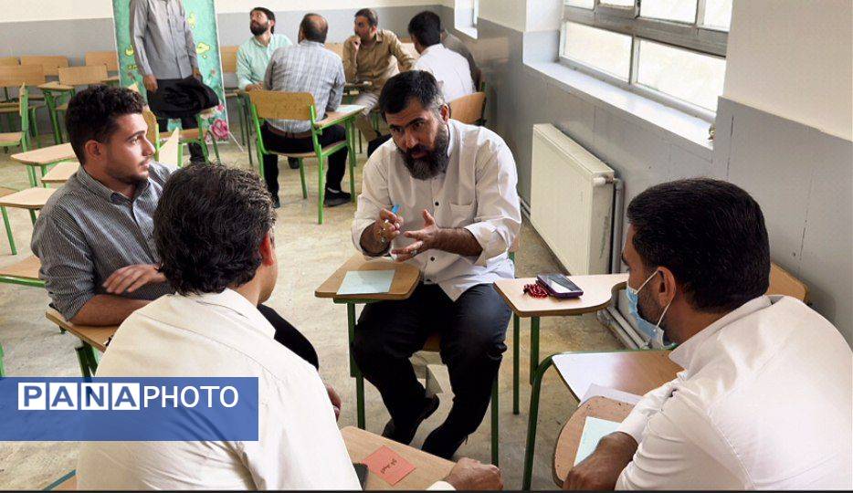 برگزاری دوره توانمند سازی مربیان پرورشی شهرستان ملارد 