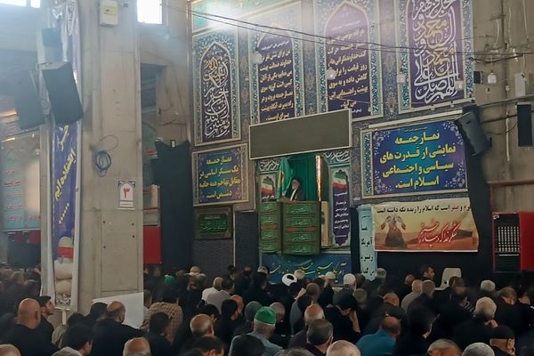دومین نماز جمعه ماه محرم در نیشابور 