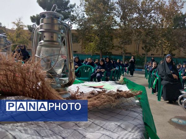 جشن آغاز سال تحصیلی در دبیرستان دخترانه حاتمی 