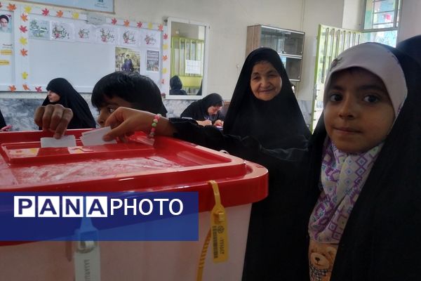 دومین مرحله انتخابات ریاست‌جمهوری در جوار امام خوبی‌ها