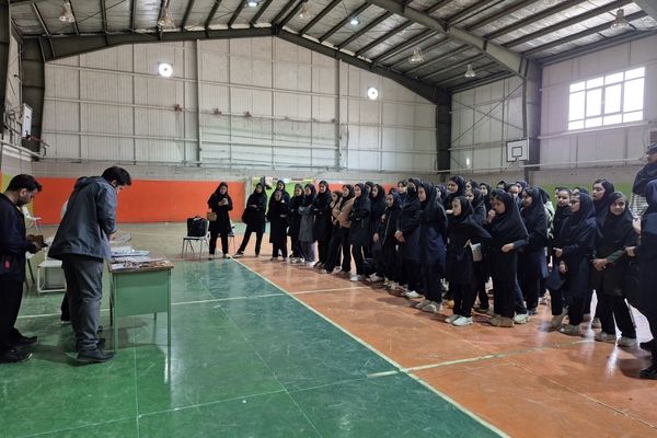 استعدادیابی دختران و پسران ورزشکار در زاوه