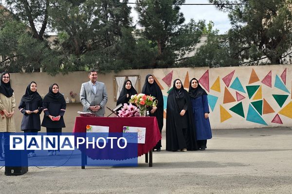 گرامیداشت هفته معلم در مدارس پیشوا