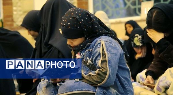 سومین شب قدر با حضور گسترده مردم در کانون شهید سبحانی کرج