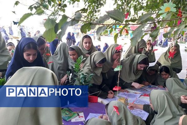 ایستگاه نشاط برای دانش‌آموزان بهارستانی
