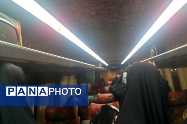 اعزام دانش‌آموزان دختر استان فارس به حج عمره