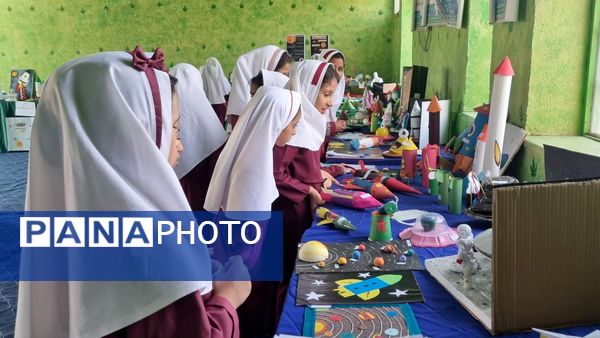 نمایشگاه آثار هفته جهانی فضا در حاجی‌آباد