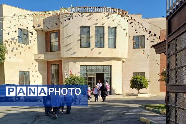 برگرازی مراسم گرامیداشت روز دانش‌آموز با حضور پرشور آینده‌سازان ملاردی