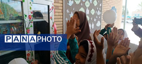 آغاز هفته کتاب و کتاب‌‌خوانی در فین 