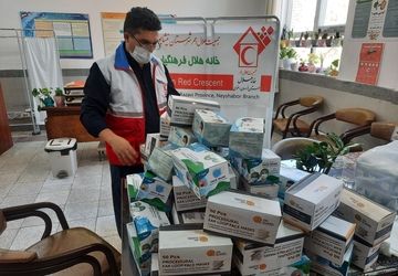 تهیه وآماده سازی 4 هزار ماسک برای مدارس کم‌برخوردار نیشابور