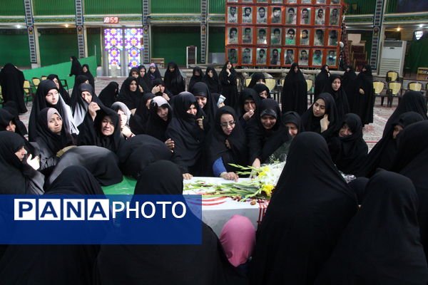 اقامه نماز باران در حسنیه محمود‌آباد یزد