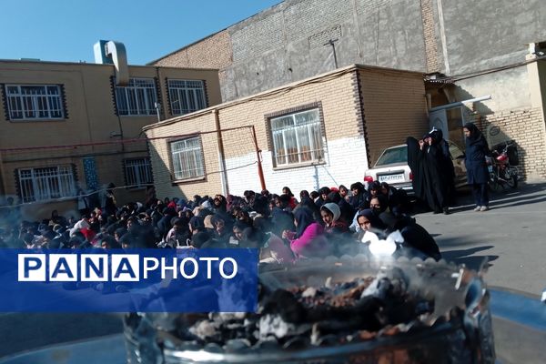 مراسم وداع با شهید گمنام در دبیرستان دانشور یک نیشابور