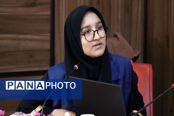 نشست صمیمی فعالین رسانه ای دانش‌آموزان با مدیرعامل خبرگزاری پانا