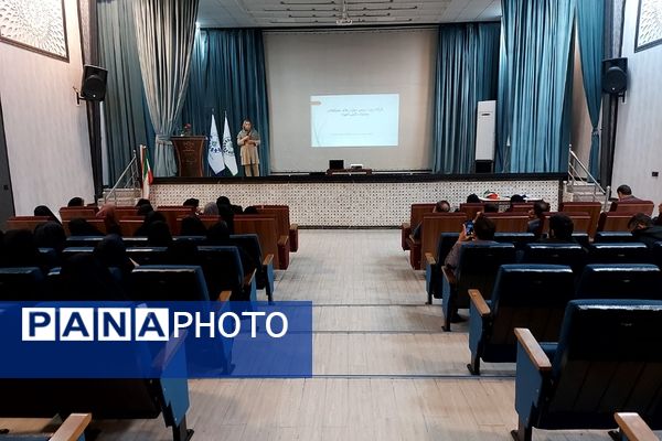 برگزاری دوره آموزشی «تربیت مربی سازمان دانش‌آموزی» در کهریزک 