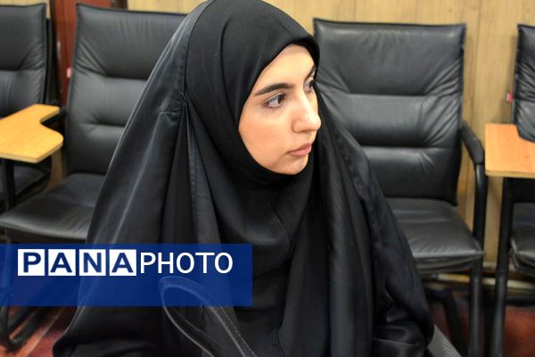 برگزاری جلسه توانمند سازی ویژه مشاوران جدیدالاورود در بهارستان دو