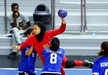 صدرنشینی پرگُل دختران هندبال در آسیا؛ یک گام تا قهرمانی