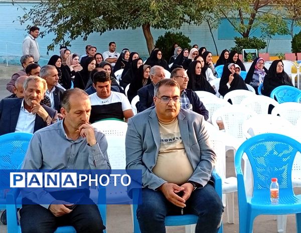  اولین مجمع انجمن اولیا و مربیان در دبیرستان فاطمیه