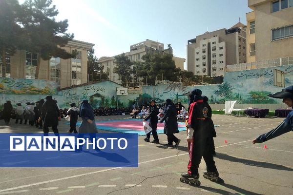 المپیاد درون مدرسه‌ای دبیرستان شاهد تکتم