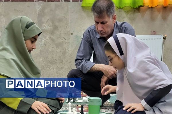 اختتامیه مسابقات شطرنج دختران بهارستان دو