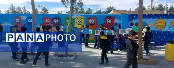 کتاب؛ ماندگارترین چراغ دانایی 