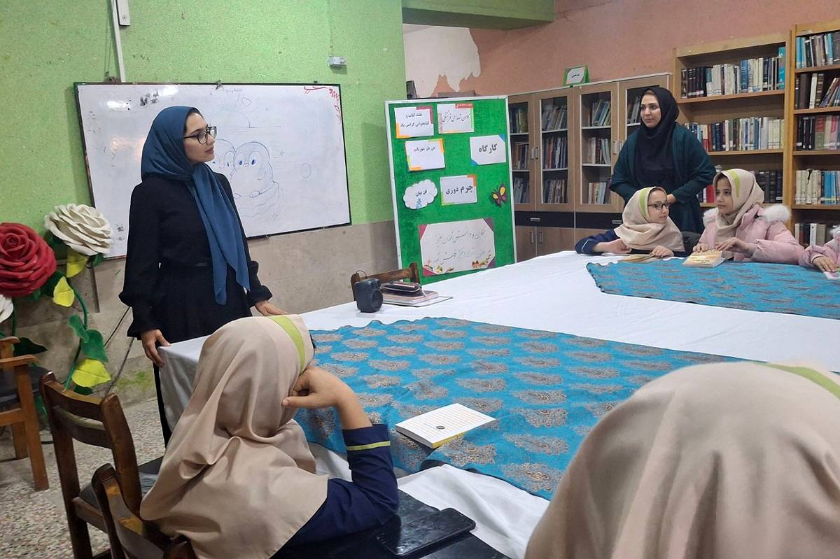 مطالعه کتاب، شناخت و مهارت‌های حل مسئله دانش‌آموزان را افزایش می‌دهد