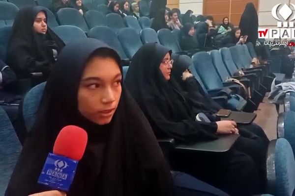 برگزاری گردهمایی شهدایی به مناسبت هفته‌ نوجوان در تالار ادب اصفهان  