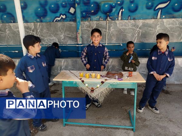 برگزاری بازارچه درون مدرسه‌ای در دبستان مبین شیروان