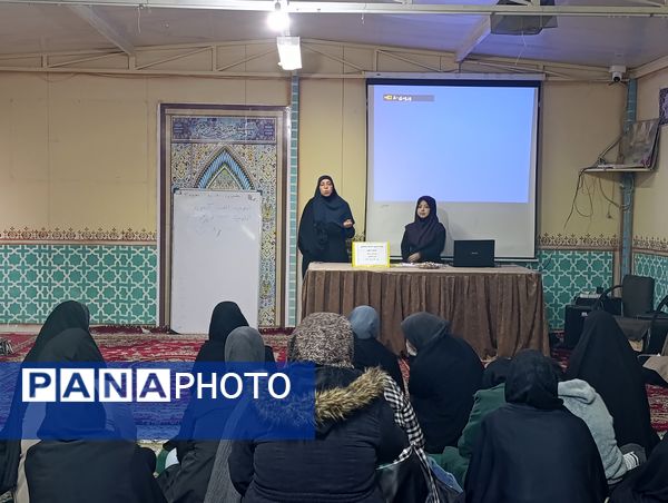 جلسه آموزش خانواده در دبیرستان میرزا جعفر سروقد مشهد مقدس 