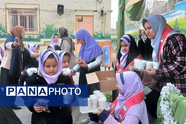 برپایی موکب حضرت رقیه(س) در دبستان شاهد تحقیقی ناحیه۶