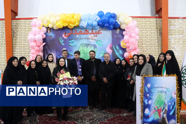 جشن نیکوکاری در مدرسه شهید حدادی تبریز